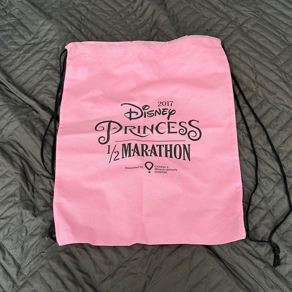 2017 RunDisney Princess half marathon drawstring bag